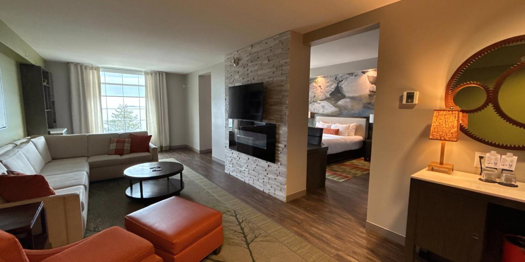 Hotel Indigo Traverse City By Ihg Kültér fotó