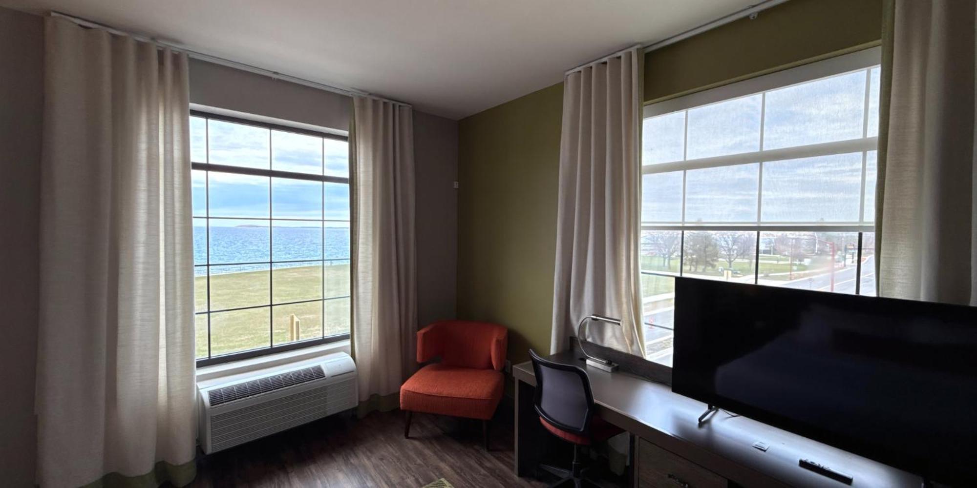 Hotel Indigo Traverse City By Ihg Kültér fotó